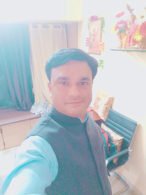 Manu, 41, Mumbai, India