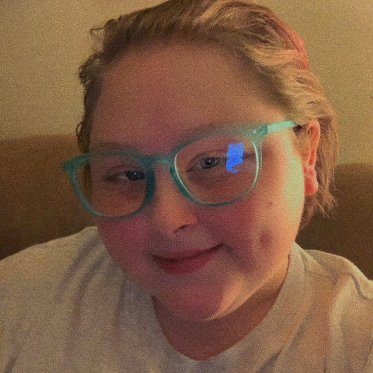 Julie Carter, 20, Kernersville, United States