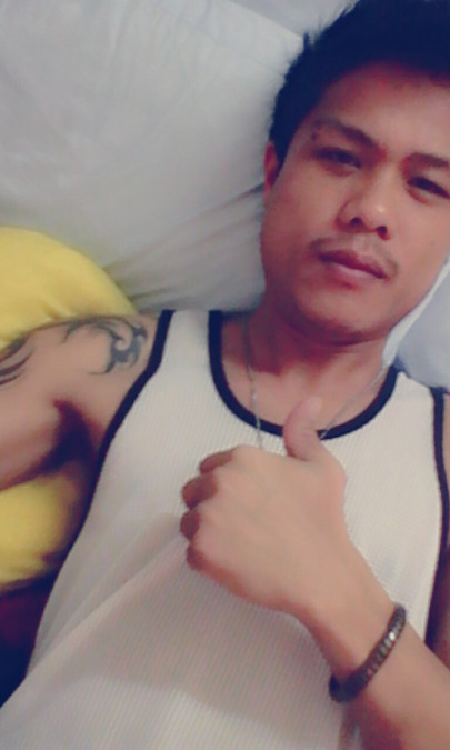 Real, 36, Bangkok Yai, Thailand