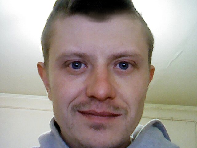 Alex, 44, Chernivtsi, Ukraine