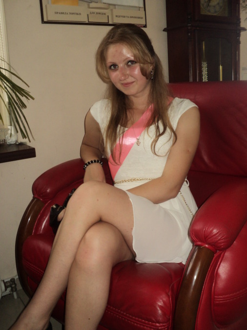 Alla, 30, Haivoron, Ukraine