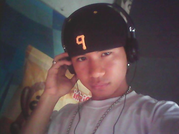 Traizy Nhix, 33, Caloocan, Philippines