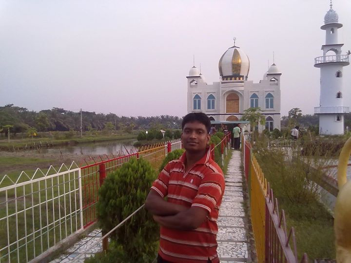 Alamin Hossain, 41, Dhaka, Bangladesh
