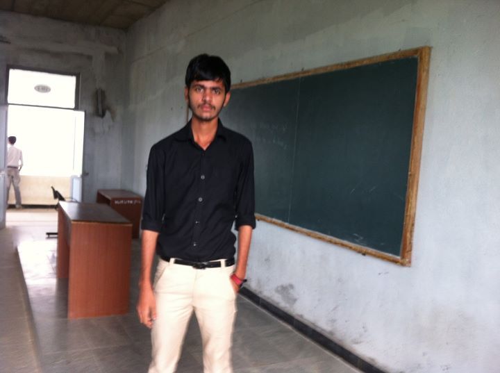 DARLING MOULALI, 30, Hyderabad, India