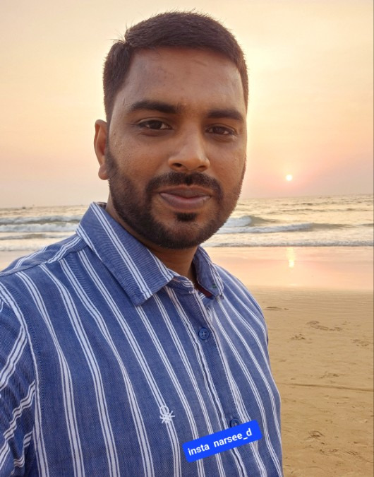 Narsee, 40, Mumbai, India