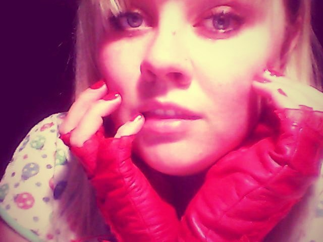 Yulya Svyatetskaya, 33, Kakhovka, Ukraine