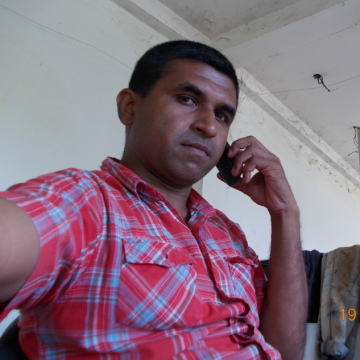 chamil, 49, Kandy, Sri Lanka