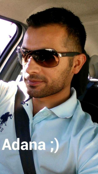 Sal, 40, Istanbul, Turkey