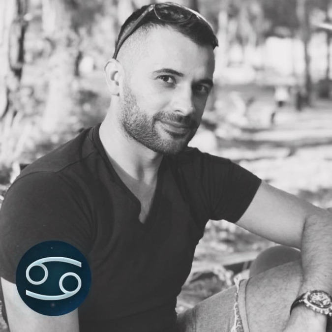 Sal, 40, Istanbul, Turkey