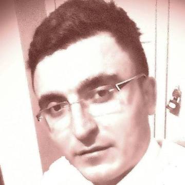 Ilky Aktaş, 38, Istanbul, Turkey