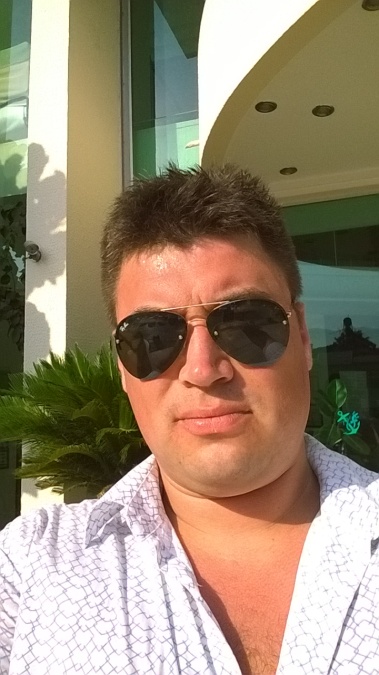 Роман, 46, Saint Petersburg, Russian Federation