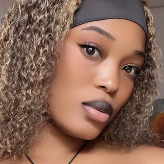 Davina Bongoso, 27, Kinshasa, Democratic Republic of the Congo