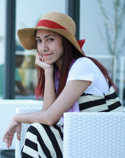 Lara Linly, 44, Mae Sariang, Thailand