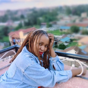 Elle, 26, Nairobi, Kenya