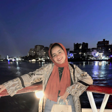 Hend Essam, 21, Cairo, Egypt