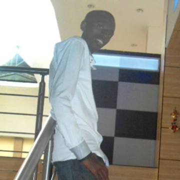 claude, 34, Kigali, Rwanda
