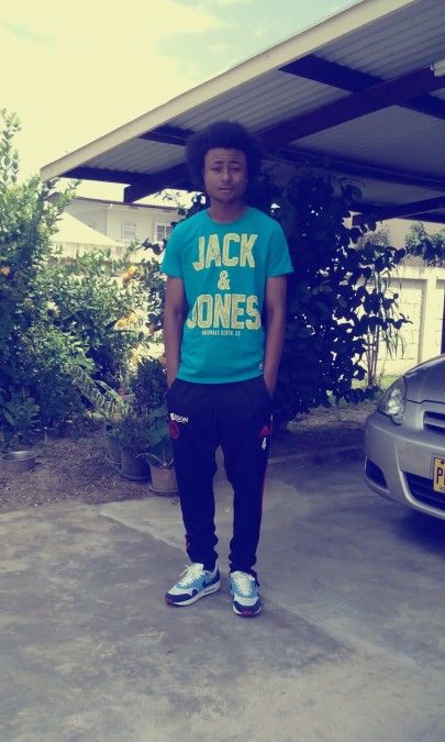 Randell Linger, 29, Paramaribo, Suriname