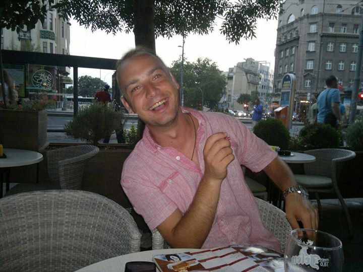 Radenko, 37, Prijedor, Bosnia and Herzegovina