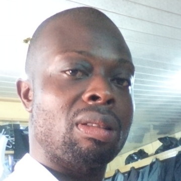 Prince Ihetu, 42, Lagos, Nigeria