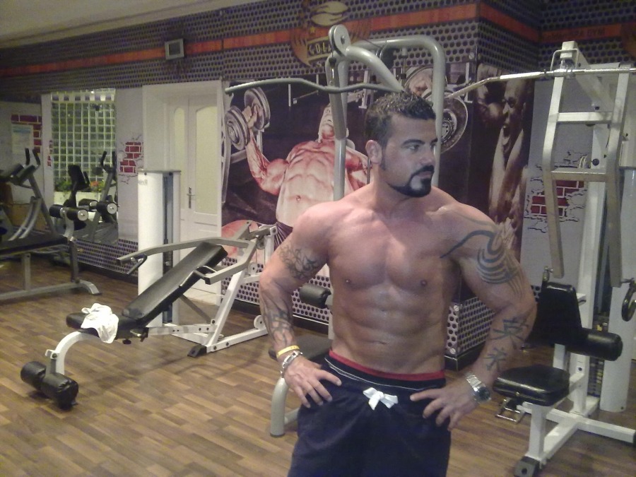 Raed, 42, Bishah, Saudi Arabia