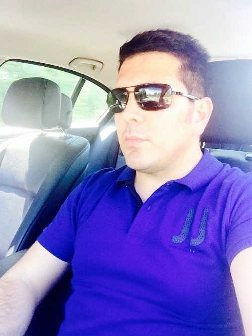 Yigit Sivasli, 40, Solothurn, Switzerland