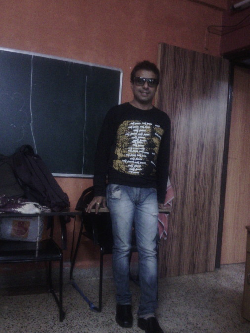 ANAND, 50, Mumbai, India