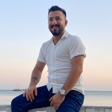 Emre Aydın, 29, Istanbul, Turkey