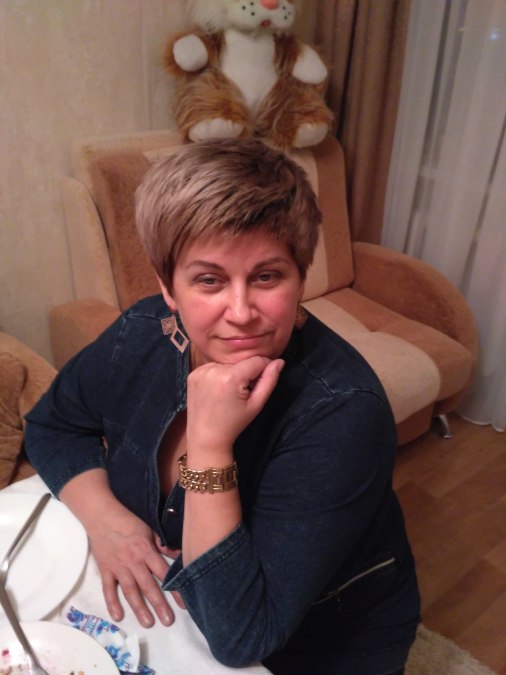 Лариса, 56, Volkhov, Russian Federation