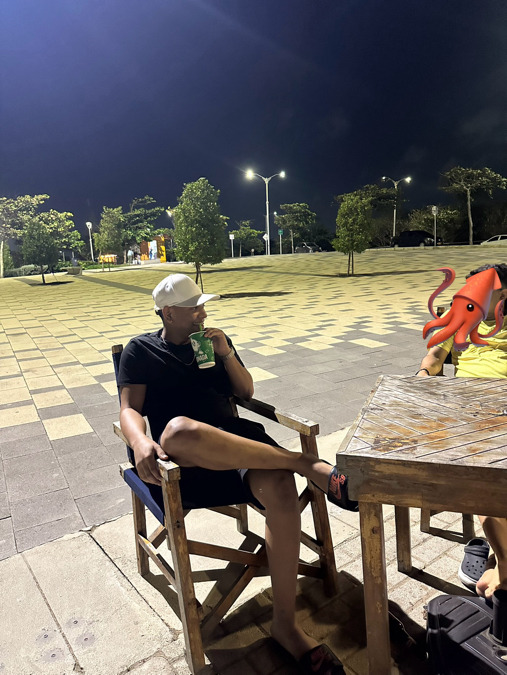 Enel junior Lara, 21, Medellin, Colombia