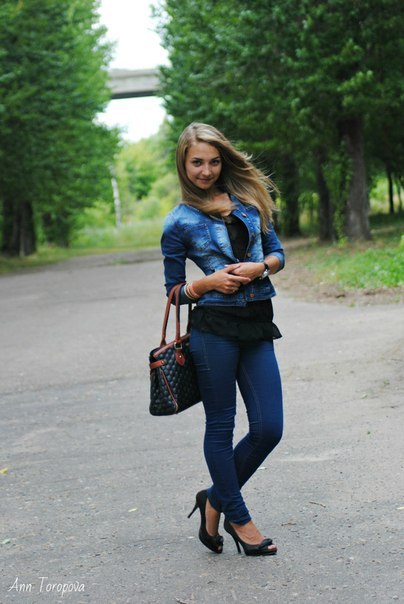 Алена, 31, Yaroslavl, Russian Federation