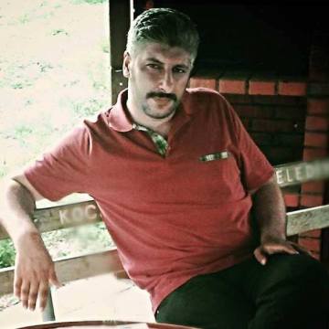 Selçuk Yildiz, 42, Izmit, Turkey