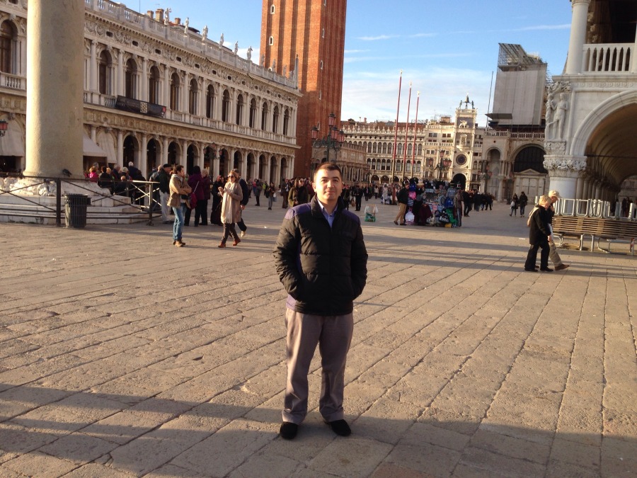 Dennis, 45, Izmir, Turkey