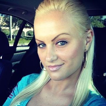 Tracy, 41, Overland Park, United States