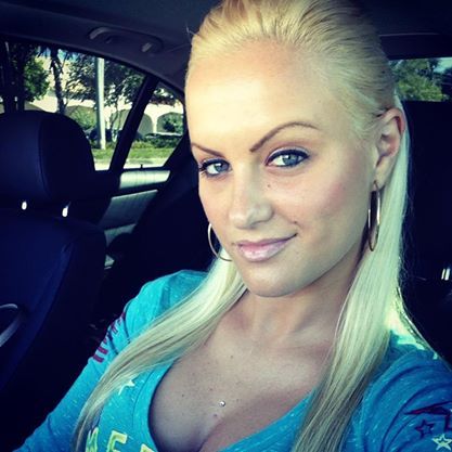 Tracy, 41, Overland Park, United States