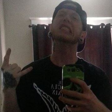 Alex Connell, 32, Overland Park, United States