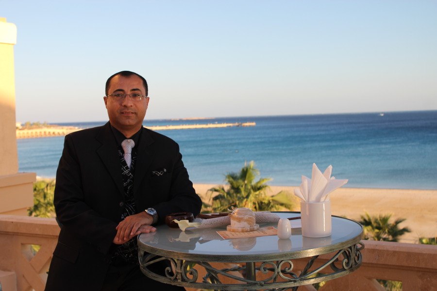 ashraf sarkis, 57, Hurghada, Egypt