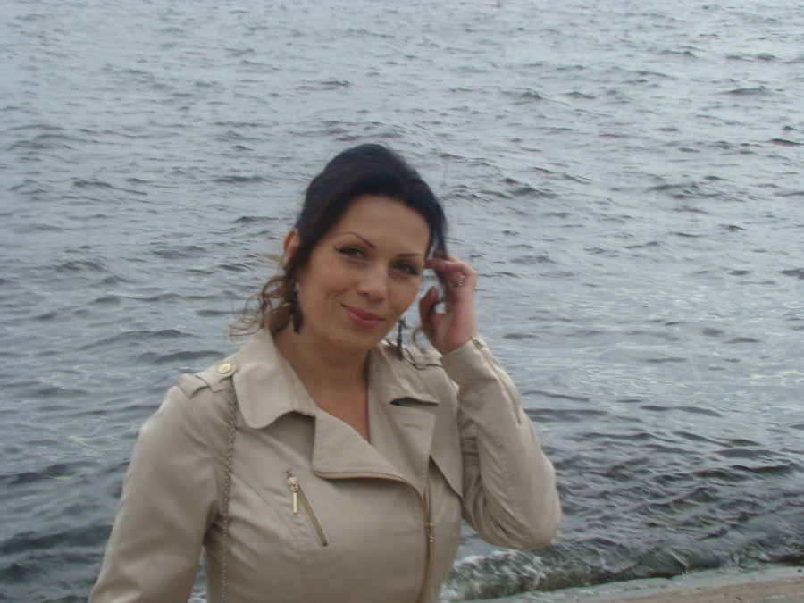 Галина, 40, Saint Petersburg, Russian Federation