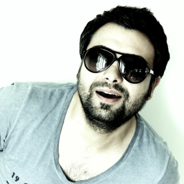 Alehandro Motta, 41, Istanbul, Turkey