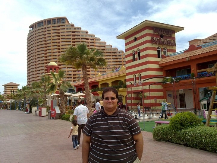 Mohamed hedewy, 49, Cairo, Egypt