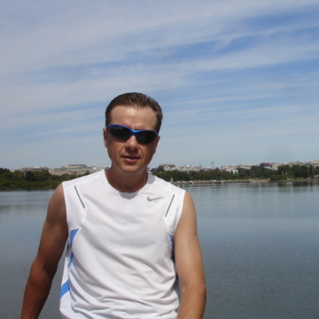 andrei lio, 47, Philadelphia, United States