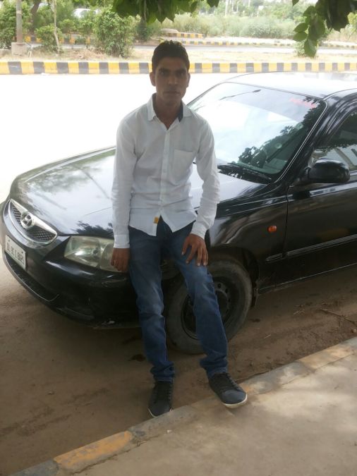 pawan lamba, 40, New Delhi, India