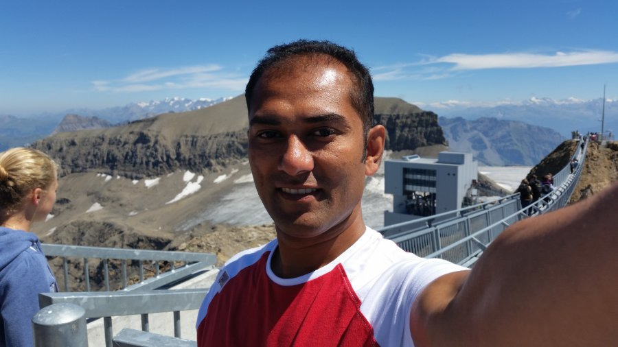 Riz, 40, Calgary, Canada