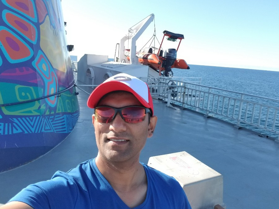 Riz, 40, Calgary, Canada