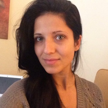 Gloria, 42, Accord, United States