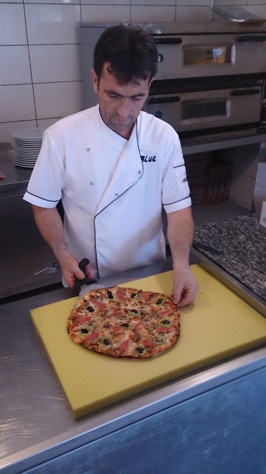 Pizzacı Ertekin, 42, Samsun, Turkey
