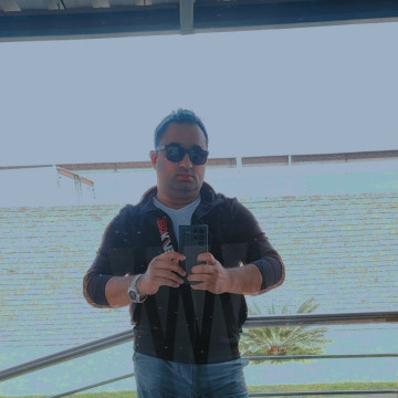 Awais Khalid, 33, Harare, Zimbabwe