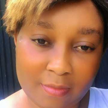 Rose Louanga, 32, Libreville, Gabon