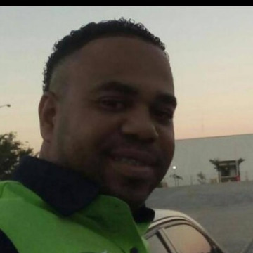 Derick Bartley, 41, Pueblo Nuevo, Panama