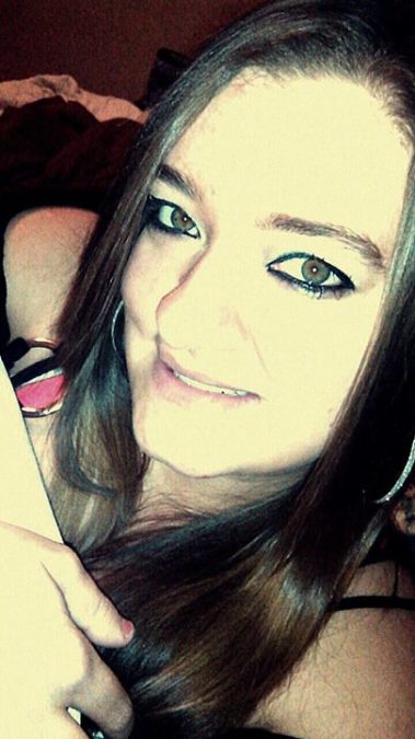 halley, 34, Ottumwa, United States