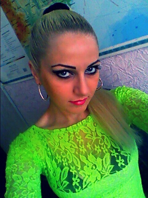 Алёнка, 39, Novomoskovs'k, Ukraine